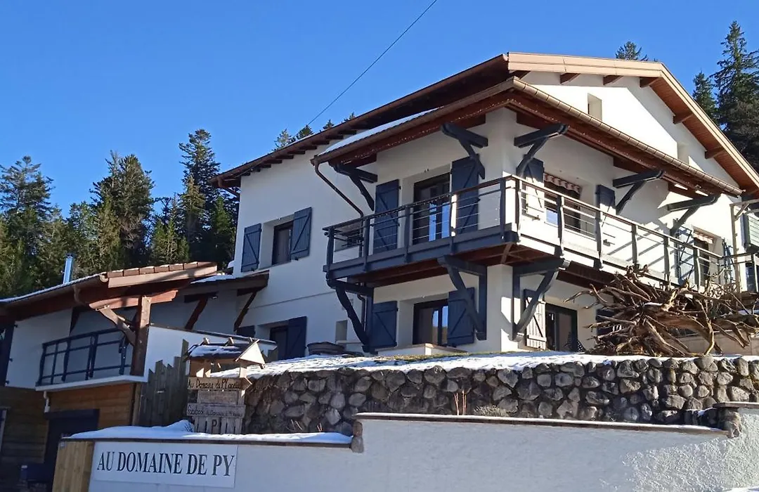 Au Domaine de PY-1